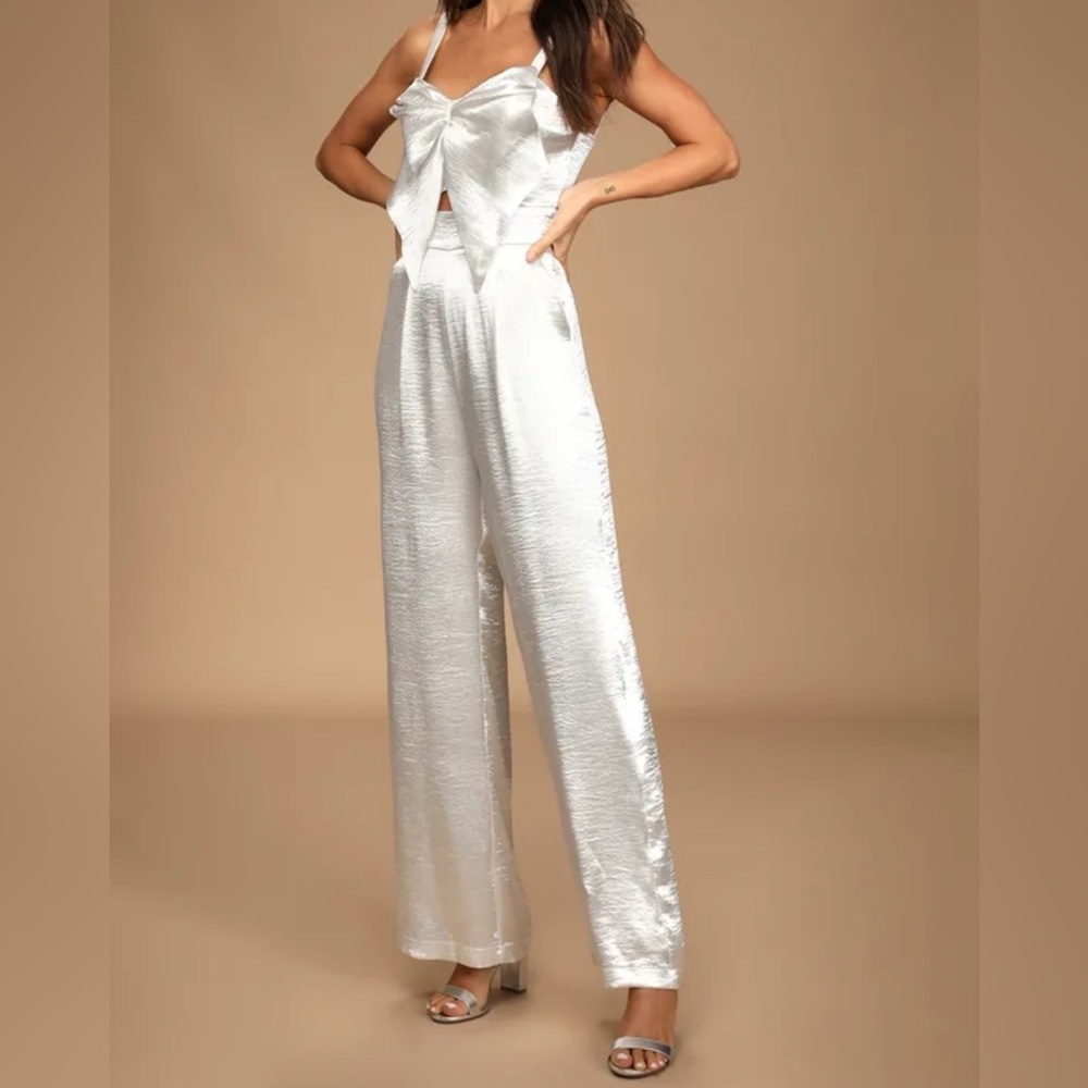 Lulu’s Date to Remember Ivory Satin Cutout Wide-Leg Jumpsuit - size L NWT!!!